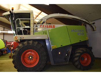 Picadora de forragem automotriz CLAAS Jaguar 850