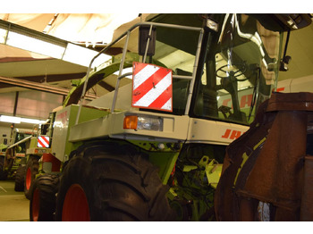 Picadora de forragem automotriz CLAAS Jaguar 860: foto 3