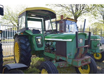 Trator John Deere 2130: foto 2 Trator John Deere 2130: foto 2