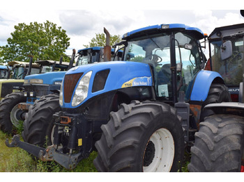 Trator NEW HOLLAND T7000