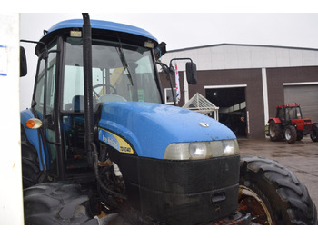 Trator New Holland TD 5040: foto 2