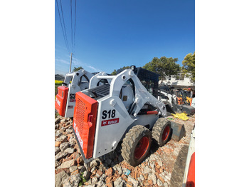 Mini pá carregadora BOBCAT S18