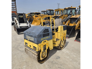 Compactador BOMAG BW80: foto 4