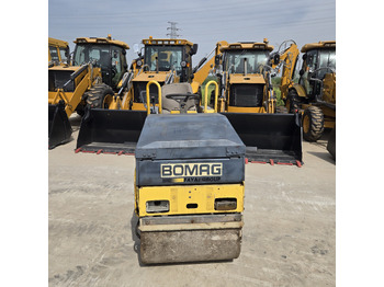 Compactador BOMAG BW80: foto 3