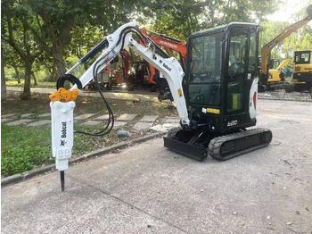 Mini escavadeira BOBCAT E20