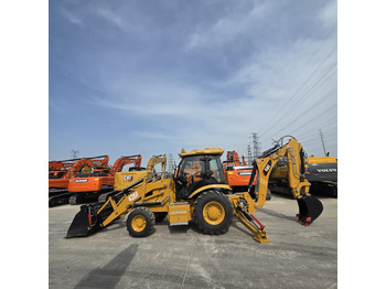 Retroescavadeira CATERPILLAR 426