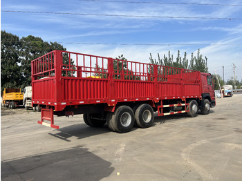 Camião SINOTRUK HOWO 8*4 Fence Truck: foto 2