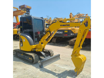 Mini escavadeira KOMATSU PC30