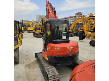 Mini escavadeira Kubota KX155: foto 3