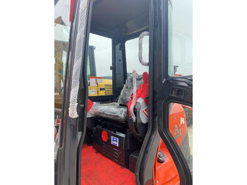 Mini escavadeira Kubota U55-4: foto 2 Mini escavadeira Kubota U55-4: foto 2