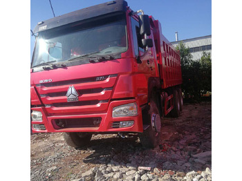 Camião basculante SINOTRUK HOWO: foto 2