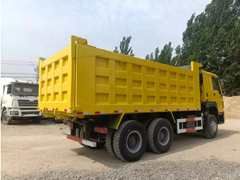Camião basculante SINOTRUK HOWO: foto 2
