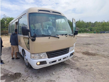 Locação financeira de Toyota Coaster Toyota Coaster: foto 5