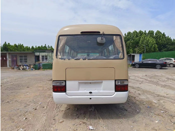 Locação financeira de Toyota Coaster Toyota Coaster: foto 3