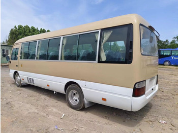 Locação financeira de Toyota Coaster Toyota Coaster: foto 1