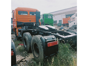 Tractor SHACMAN F3000 trailer head: foto 2