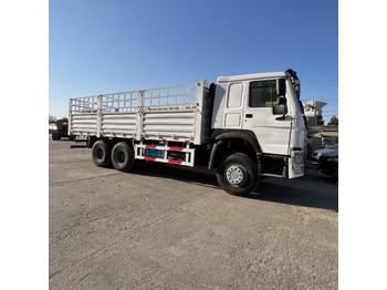 Camião SINOTRUK HOWO