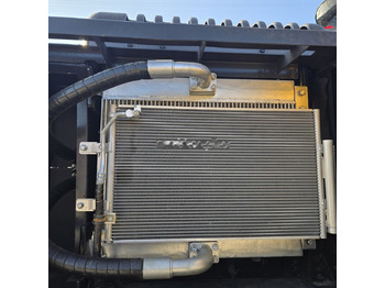 Escavadora de rastos Volvo EC240: foto 2