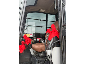 Mini escavadeira Yanmar Vio80: foto 3