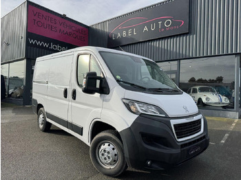 Furgão compacto PEUGEOT Boxer
