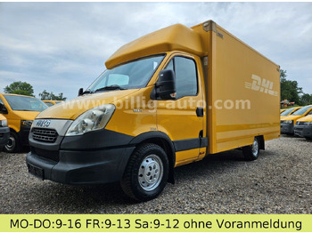 Carrinha de contentor IVECO Daily