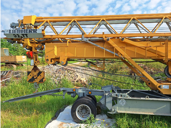 Grua automontante LIEBHERR