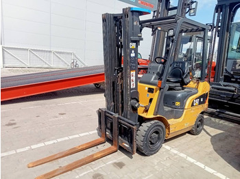 Empilhador a gás CATERPILLAR GP