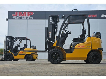 Empilhador a gás novo TCM FGE25-E2 UNUSED TRIPLEX 4700mm: foto 2