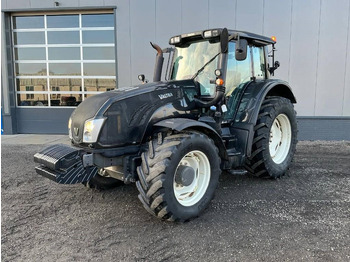 Trator VALTRA T163
