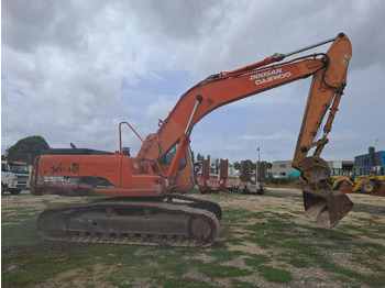 Escavadora de rastos DOOSAN