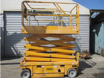 Plataforma de Tijera/ Plataforma de tesoura HAULOTTE Compact 12
