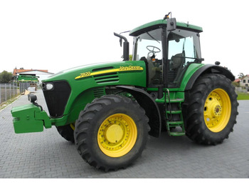 Trator JOHN DEERE 7820
