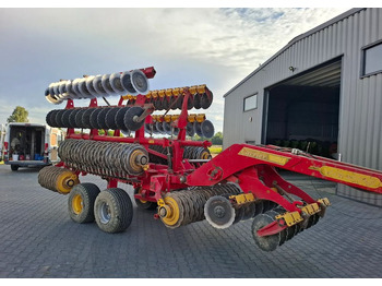 Maquina para lavrar a terra Väderstad Carrier 820 2011 rok , Nowe Talerze , Nie  Malowany , Stan Bardzo  Dobry: foto 3