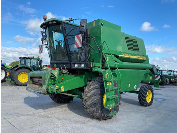 Ceifeira debulhadora JOHN DEERE 50 Series
