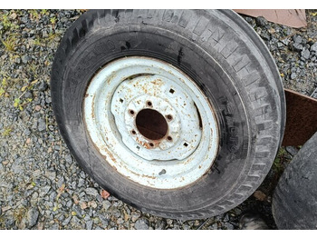 Pneu para Trator Fordson Diesel Major eturenkaat: foto 5