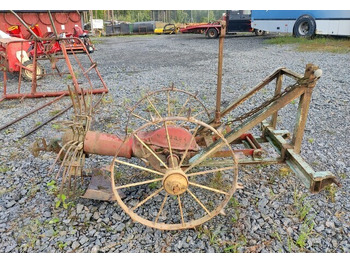 Colheitadeira de batatas Wärtsilä Peko - perunannostokone: foto 2 Colheitadeira de batatas Wärtsilä Peko - perunannostokone: foto 2