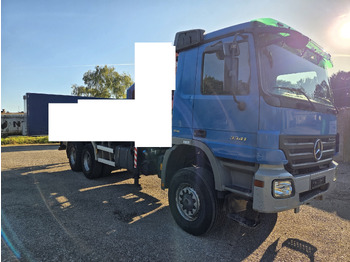 Camião chassi MERCEDES-BENZ