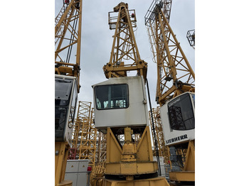 Guindaste de torre LIEBHERR