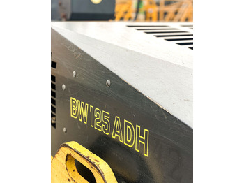 Compactador pequeno de asfalto BOMAG BW 125 ADH: foto 3