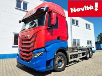 Camião chassi IVECO S-WAY