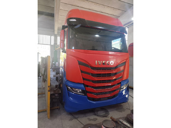 Camião chassi IVECO S-WAY