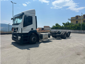 Camião chassi IVECO Stralis