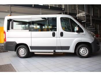 Furgão de passageiros Fiat Ducato Kombi 33 150 L1H1 9-Sitzer Rollstuhlrampe: foto 3