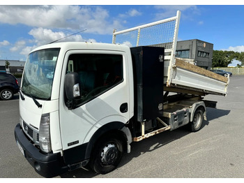 Camião basculante NISSAN