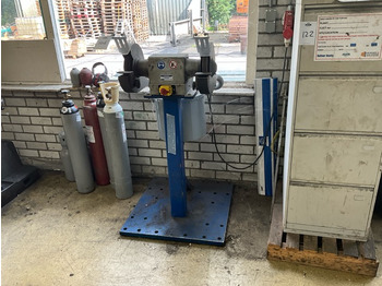 Máquina para metal