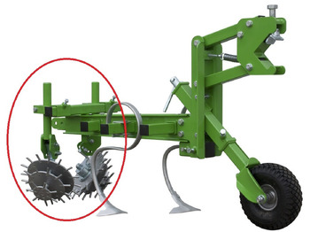 Maquina para lavrar a terra BOMET