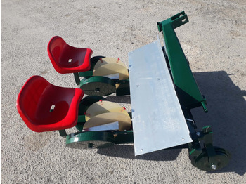 Semeador de batatas novo GARMACH Transplanteur à Mini-Mottes 2 rangs: foto 3
