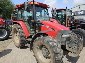 Trator CASE IH JXU Maxxima