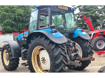 Trator New Holland 8260, Rangecommand: foto 3