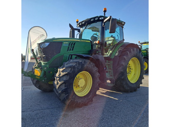 Trator JOHN DEERE 6215R